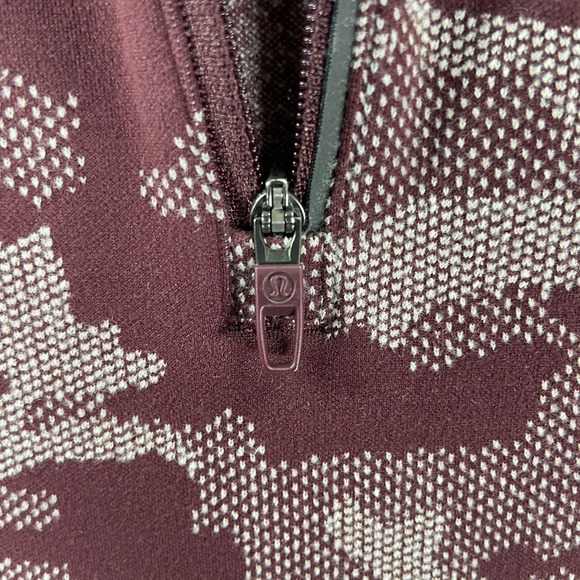 Lululemon Shirt men's Medium Surge Warm Half 1/2 Zip Pullover Jacquard Red Camo - Picture 5 of 14